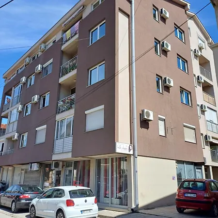 Stan Na Dan Mig -vranje شقة *